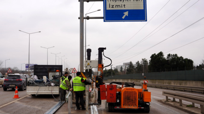 Büyükşehir’den 6 noktaya “Çarpışma Yastıkları”
